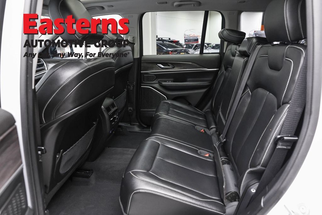Used 2023 Jeep Grand Cherokee 4WD 4xe image 27