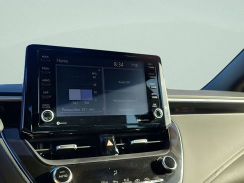 Used 2022 Toyota Corolla SE FWD image 18