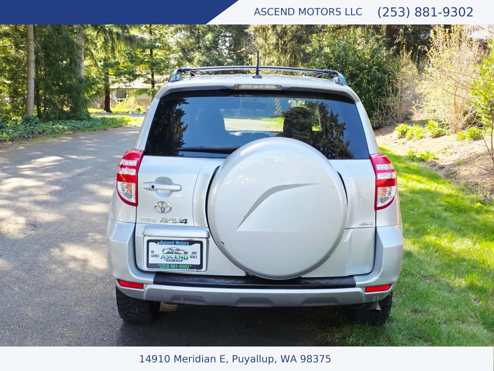 Used 2010 Toyota RAV4 Limited AWD/4WD image 4