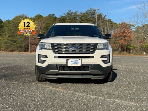Used 2017 Ford Explorer XLT w/ Equipment Group 202A image 60