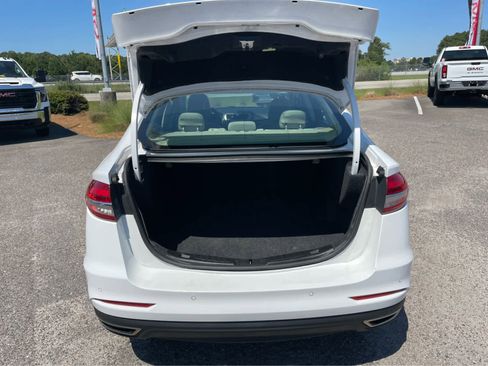 Used 2020 Ford Fusion SE AWD/4WD image 21