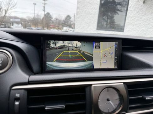 Used 2018 Lexus IS 300 w/ Comfort Package image 11