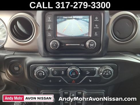 Used 2018 Jeep Wrangler Unlimited Sport S AWD/4WD image 22