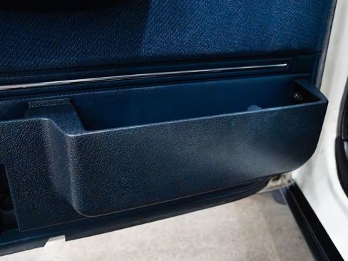 Used 1990 Volvo 240 DL image 18