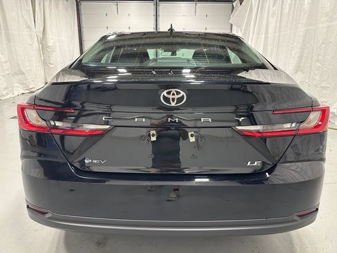 Used 2026 Toyota Camry LE FWD image 6