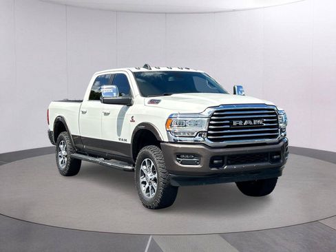 Used 2023 RAM 2500 Limited AWD/4WD image 9