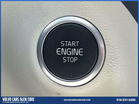 Used 2023 Volvo XC40 B5 Plus w/ Driver Assist Package AWD/4WD image 27