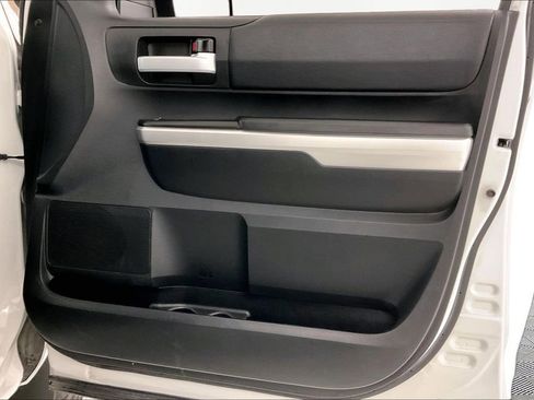 Used 2017 Toyota Tundra SR5 w/ TRD Off Road Package image 23