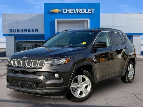 Used 2022 Jeep Compass Latitude w/ Convenience Group FWD image 1