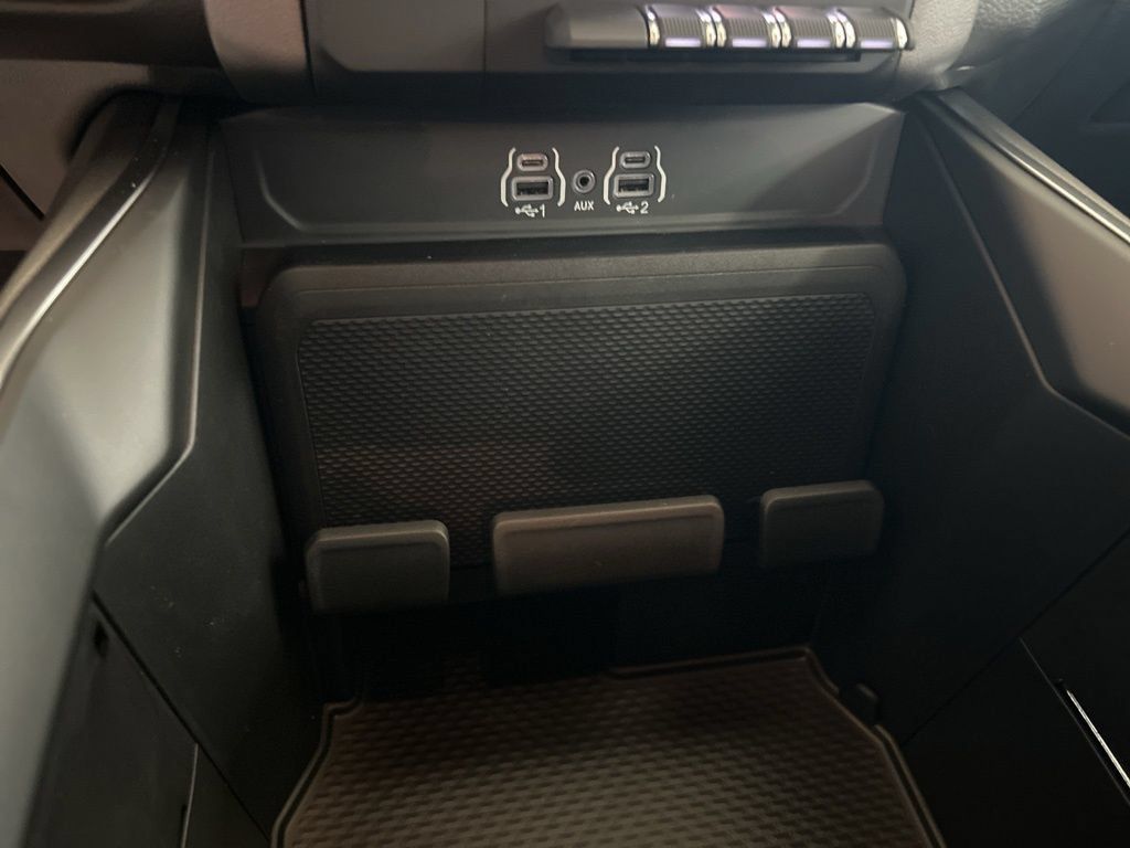New 2025 RAM 1500 Tradesman AWD/4WD image 41