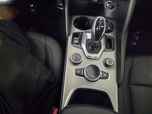 Used 2024 Alfa Romeo Giulia Ti w/ Active Assist Plus Package image 15