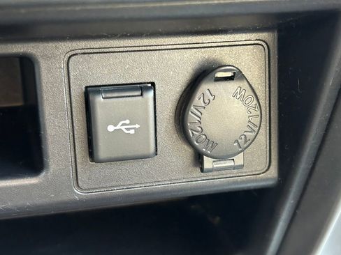 Certified 2022 Toyota 4Runner SR5 Premium AWD/4WD image 30