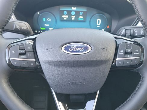 New 2024 Ford Escape SE w/ PHEV Premium Package FWD image 24