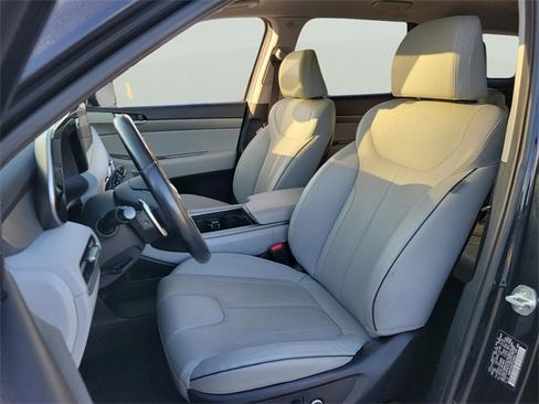 Used 2023 Hyundai Palisade SEL image 11