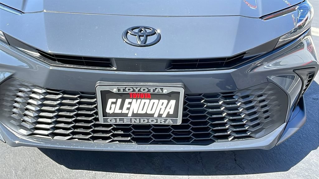New 2026 Toyota Camry SE FWD image 9