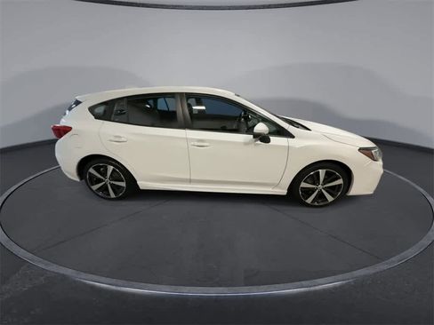 Used 2018 Subaru Impreza 2.0i Sport image 9