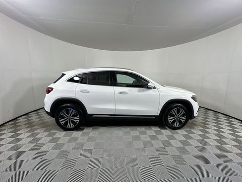 Used 2025 Mercedes-Benz GLA 250 4MATIC image 9