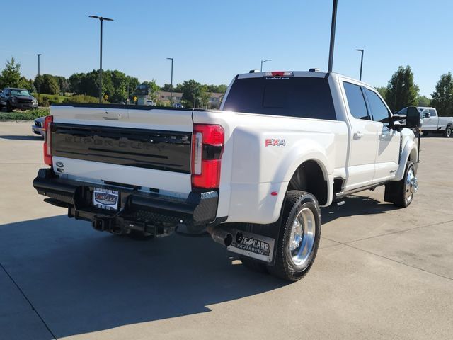 Certified 2026 Ford F450 Platinum w/ FX4 Off-Road Package AWD/4WD image 3