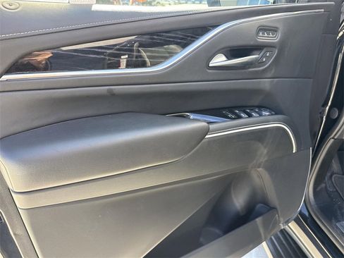 Used 2023 Cadillac Escalade ESV Sport image 21