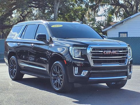Used 2021 GMC Yukon SLT w/ Rear Media and Nav Package image 32