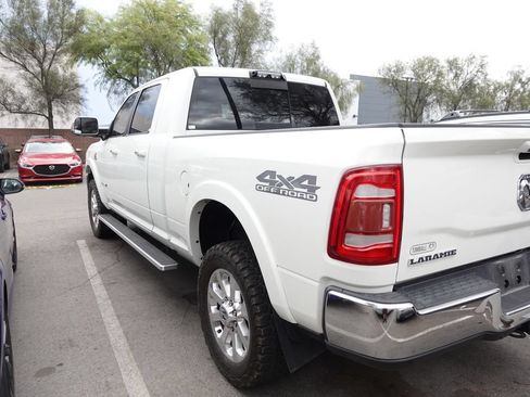 Used 2019 RAM 2500 Laramie AWD/4WD image 2
