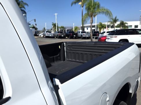 Certified 2025 RAM 2500 Big Horn AWD/4WD image 19
