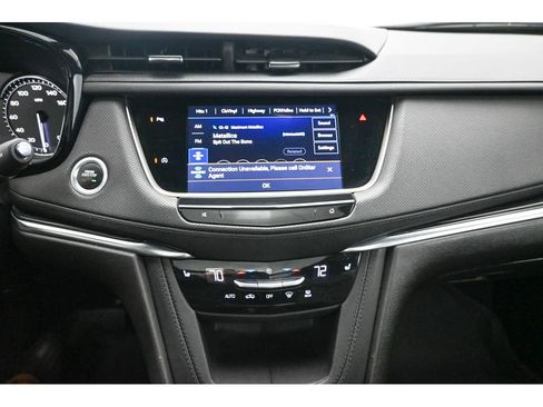 Used 2022 Cadillac XT5 Premium Luxury image 15