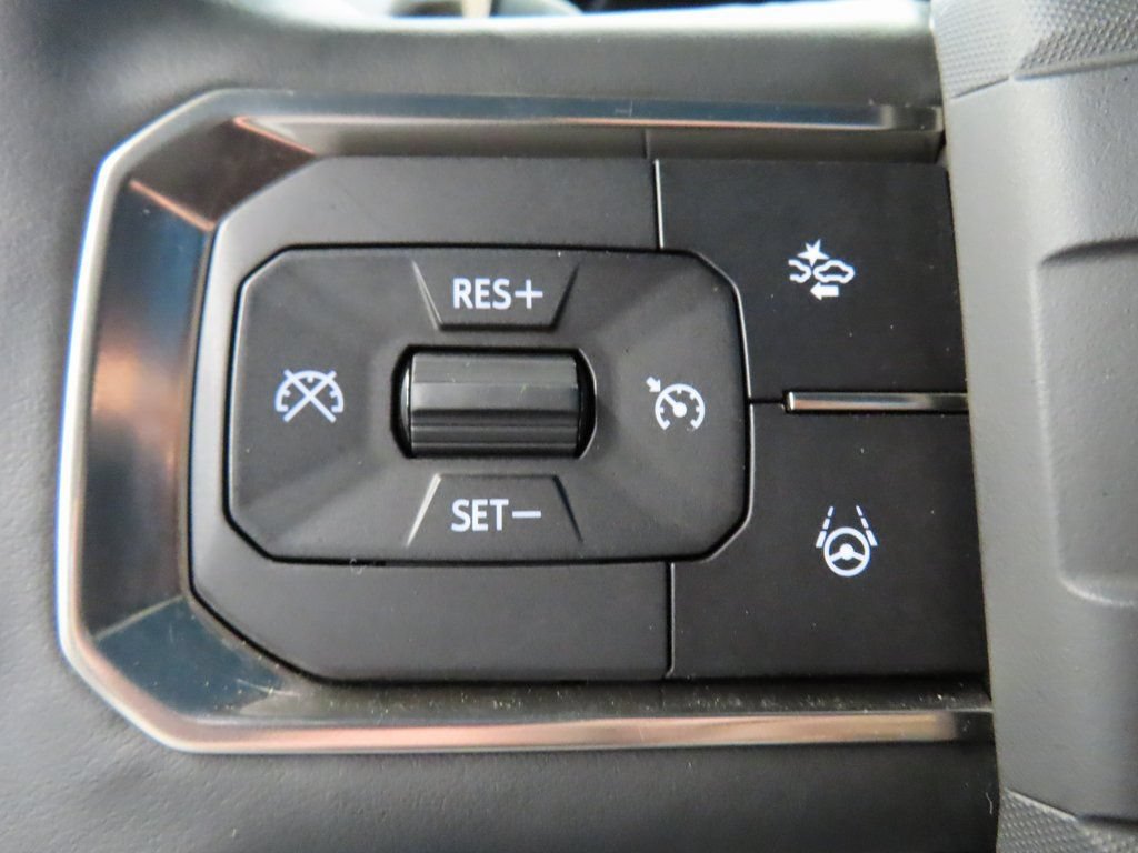Used 2025 GMC Hummer EV 2X AWD/4WD image 61