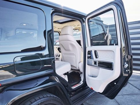 Used 2025 Mercedes-Benz G 63 AMG 4MATIC image 40