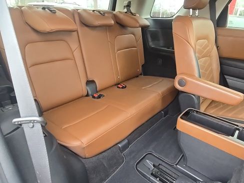 Certified 2023 Nissan Pathfinder Platinum image 37