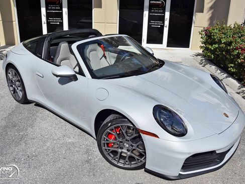 Used 2026 Porsche 911 Targa 4S AWD/4WD image 2