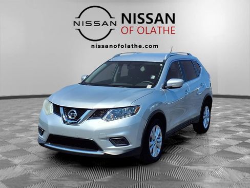 Used 2015 Nissan Rogue SV AWD/4WD image 1
