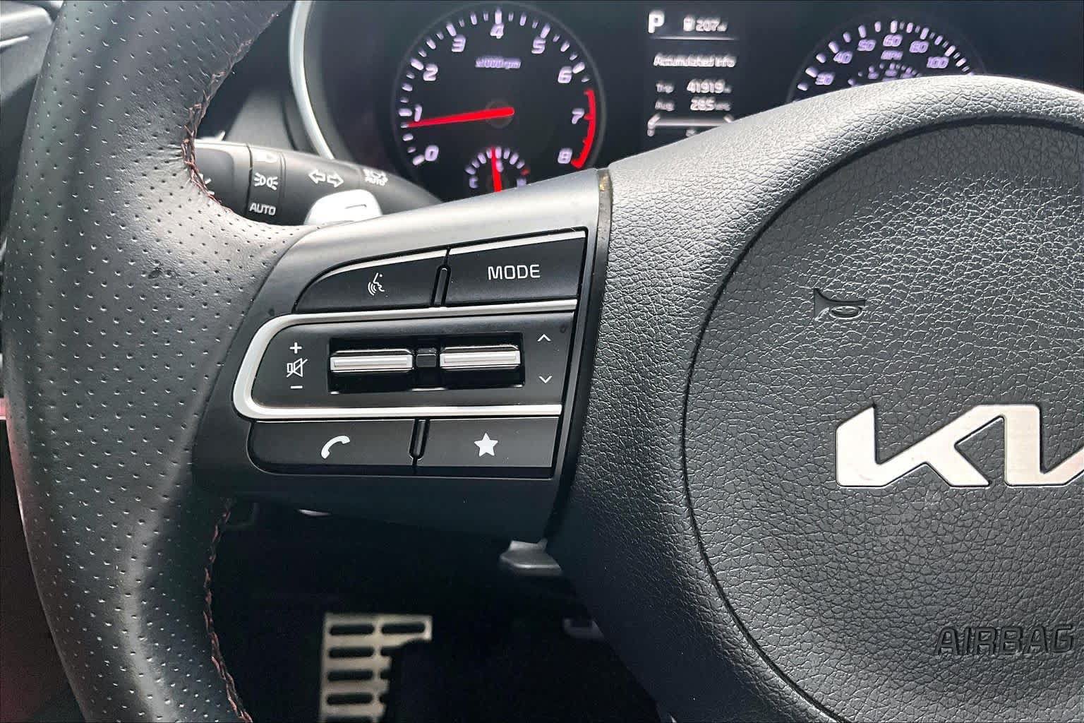 Certified 2023 Kia Stinger GT-Line w/ Sun & Sound Package RWD image 24