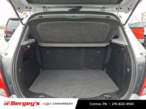 Certified 2020 Chevrolet Trax LT w/ Redline Edition image 29