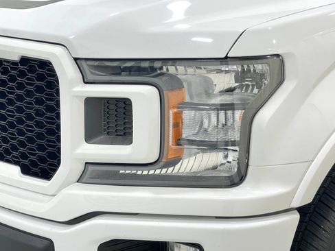Used 2018 Ford F150 XLT w/ Equipment Group 302A Luxury AWD/4WD image 32