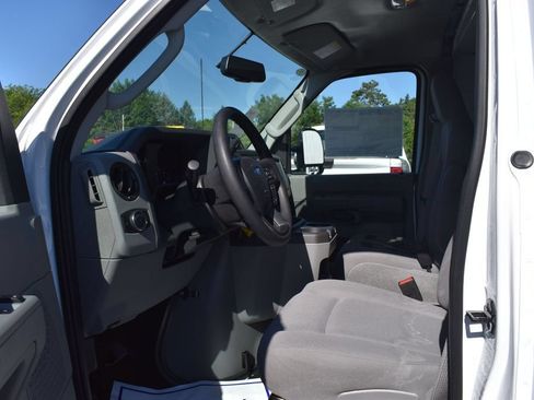 New 2025 Ford E-350 and Econoline 350 Super Duty w/ Power Equipment Group RWD image 11