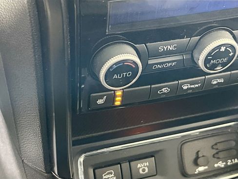 Used 2022 Subaru Ascent Onyx Edition image 19