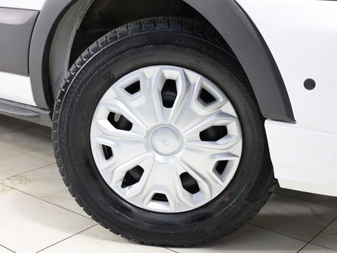 Used 2024 Ford Transit 350 XLT image 17