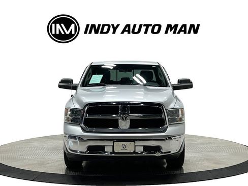 Used 2015 RAM 1500 Classic SLT w/ Luxury Group AWD/4WD image 9