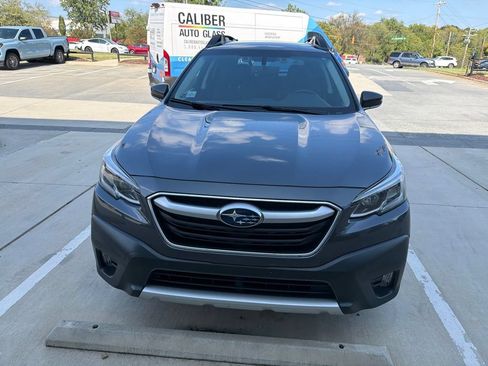 Used 2020 Subaru Outback Limited w/ Popular Package #2 AWD/4WD image 2
