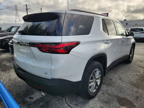 Used 2023 Chevrolet Traverse LT FWD image 5