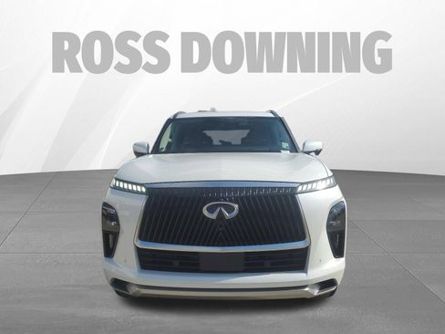 Used 2025 INFINITI QX80 Sensory AWD/4WD image 4