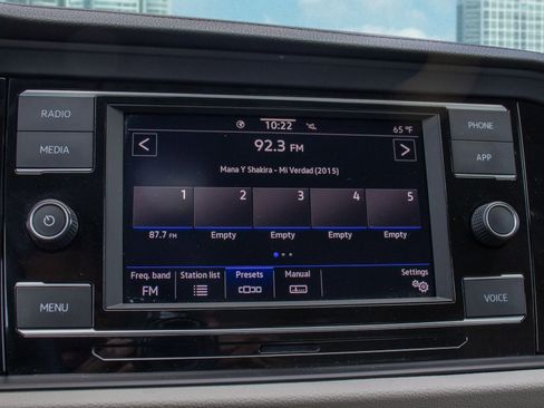 Used 2023 Volkswagen Jetta SE image 28