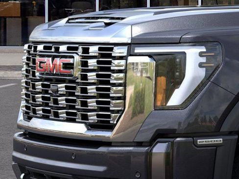 New 2026 GMC Sierra 2500 Denali AWD/4WD image 13