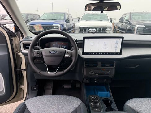 New 2025 Ford Maverick XLT w/ XLT Luxury Package image 12