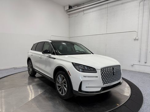 Used 2024 Lincoln Corsair AWD w/ Equipment Group 102A image 1