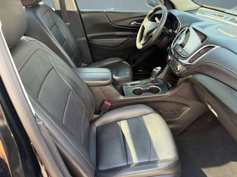 Used 2018 Chevrolet Equinox Premier FWD image 25