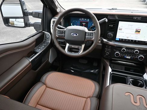 New 2026 Ford F350 King Ranch w/ Chrome Package image 33