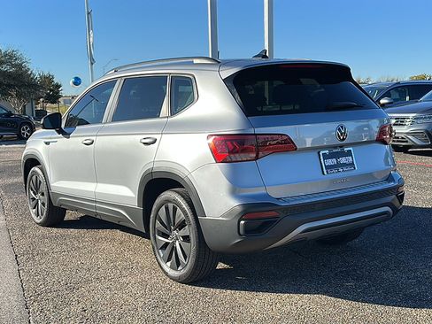 Used 2024 Volkswagen Taos S image 6