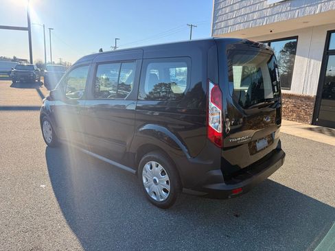 Used 2022 Ford Transit Connect XL image 6